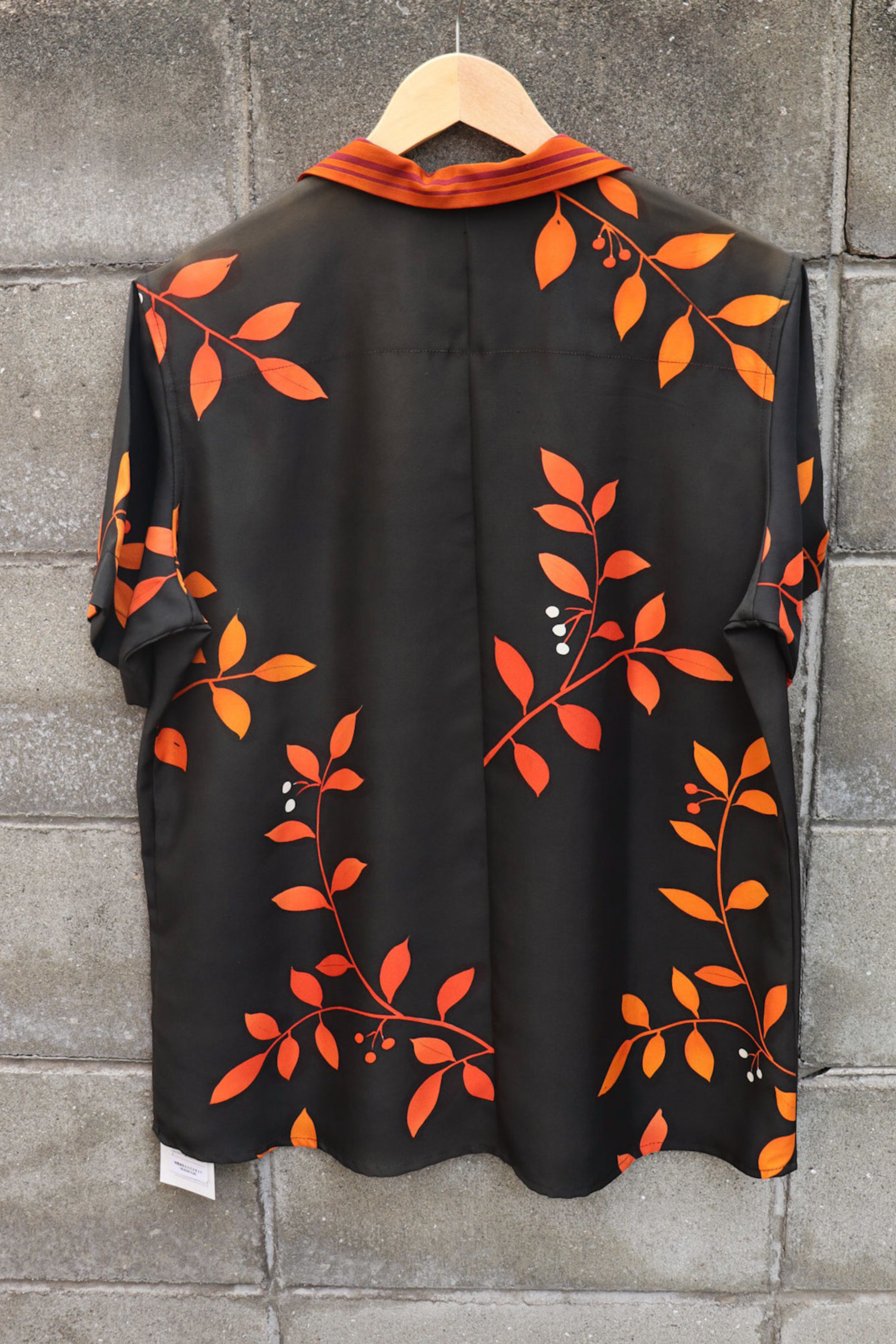 Women's Black & Orange Kimono Shirts