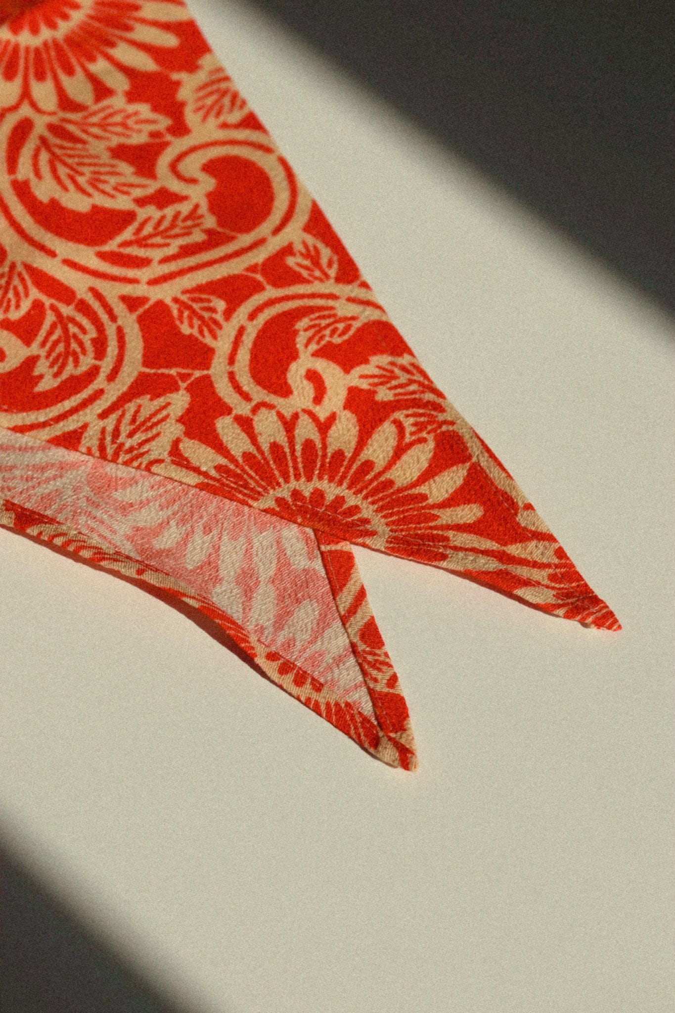 Red Flower - KIMONO SCARF